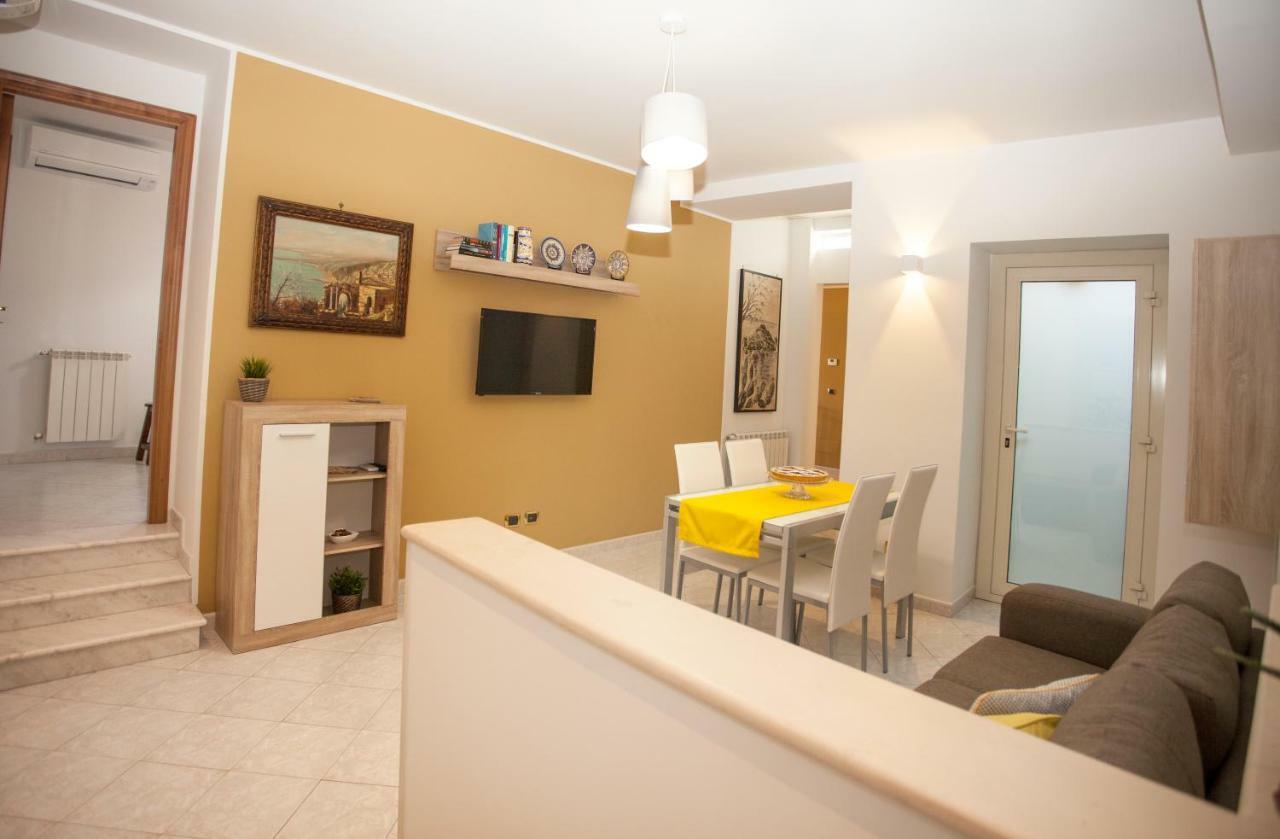 Casa Rosaria Lägenhet Taormina Exteriör bild
