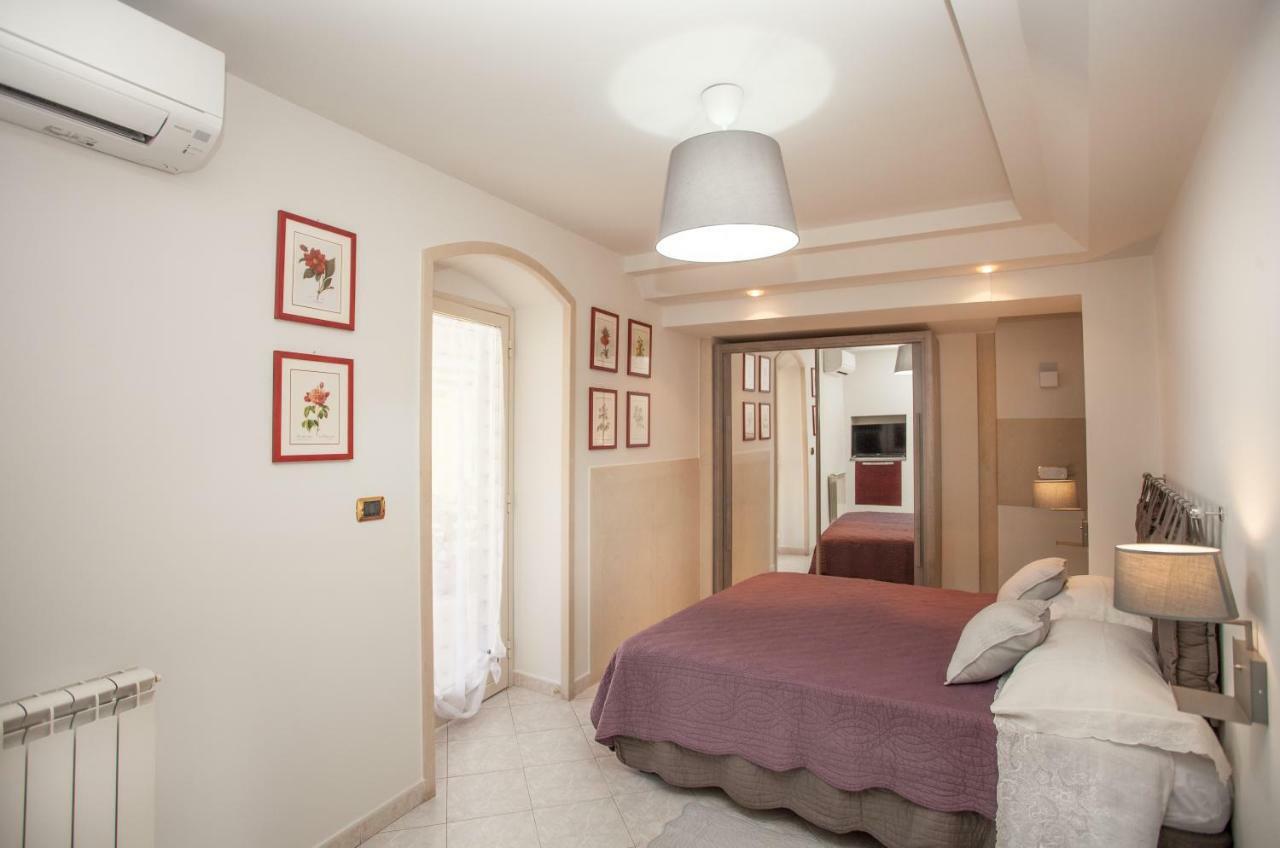 Casa Rosaria Lägenhet Taormina Exteriör bild